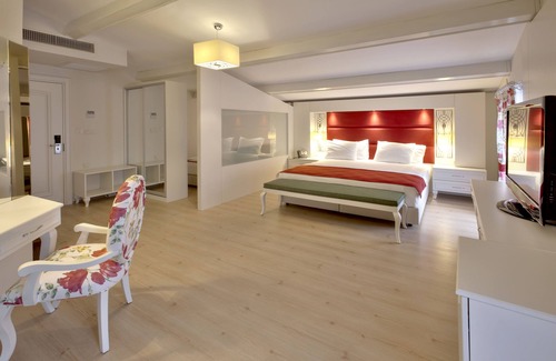 Akyaka Hotel | Baga Hotel