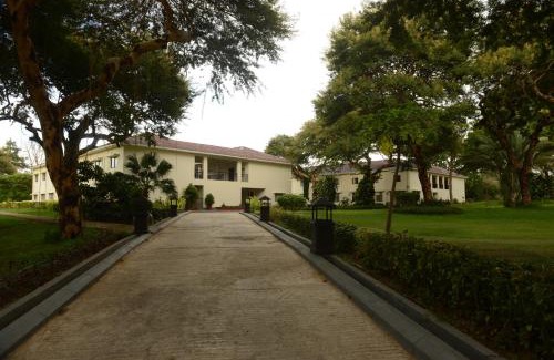 Bagan Hotel | Bagan Thiripyitsaya Sanctuary Resort