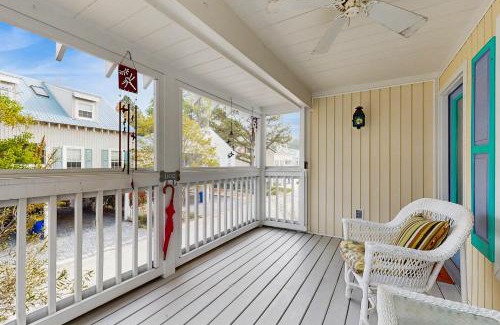 Bethany Beach House | Bahama Beach Cottages - 634 Sandy Point Rd