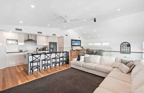 Bar Beach House | Bahamas on Brooks Bar Beach