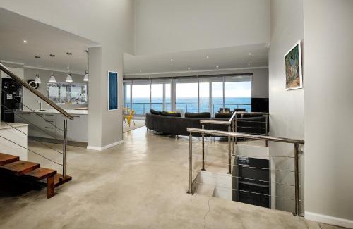 Simon's Town Villa | Bahari Villa