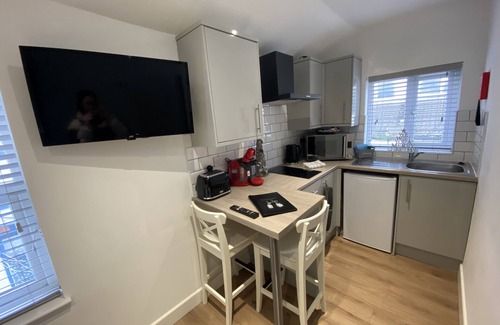 Blackpool Town Center Apartment | Bairstow Street - Studio
