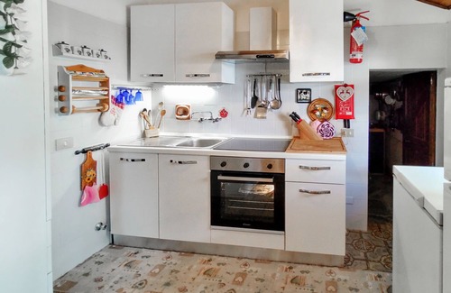 Peglio House | Baita dei Nonni by Interhome