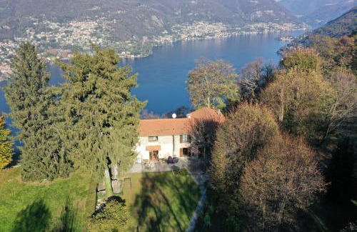 Brunate House | Baita Sorriso