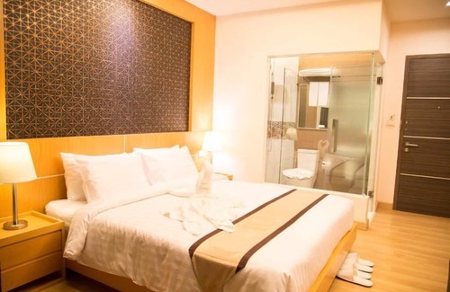Tachilek Hotel | Baitong Hotel