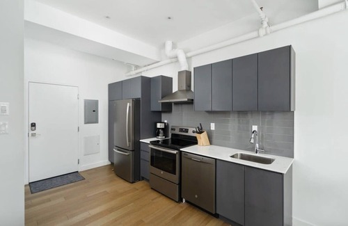 Chinatown Apartment | Bakan- Queen 1Bedroom Old Montreal