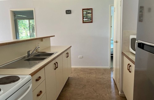 Rainbow Beach House | Baker - Rainbow Beach. Walk to Everything! Including the beach and main street.