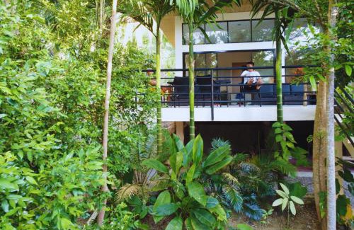 San Francisco Island House | Balcon- Your Cozy Camotes Island Escape