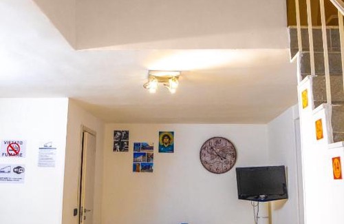 Vasto Apartment | BalconcinoParma33