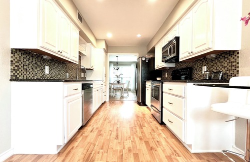 Spicewood At Bullcreek Condo | Balcones Country Club IB School Monthly Rental