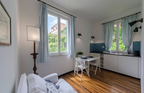 Masero Apartment | Balcony Apartment Vernazza