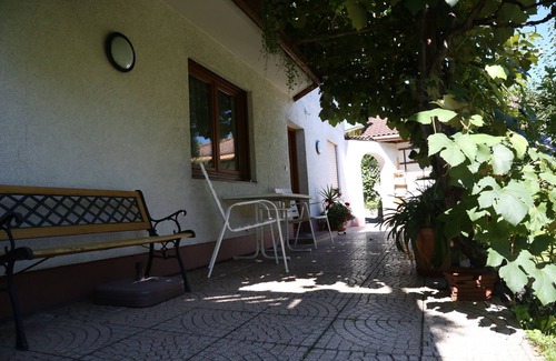 Imst Apartment | *Balcony apartment with alpine panorama: Inntal, Ötztal, Pitztal. 4-6 persons