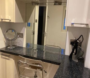 Kendal Apartment | Balcony House Apartment in Kendal