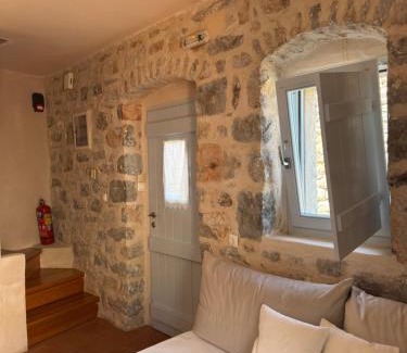 Areopoli Apartment | Balcony&Tower
