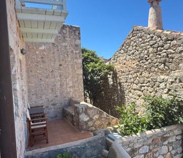 Areopoli Apartment | Balcony&Tower