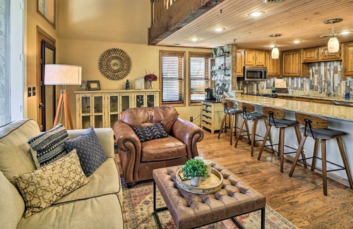 Afton Condo | Balcony w/Hot Tub: Monkey Island Vacation Rental!