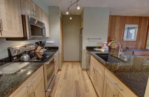Keystone Condo | Balcony with Views, Indoor Pool & Hot Tubs