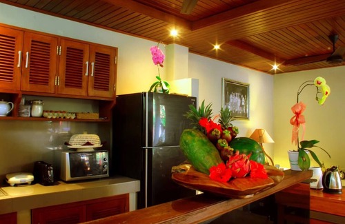 Kutuh Kaja Villa | Bali style villa 5 minutes from ubud center!
