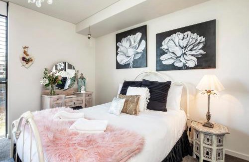 Camperdown Apartment | Balinese Charm meets Resort Living in Inner Sydney