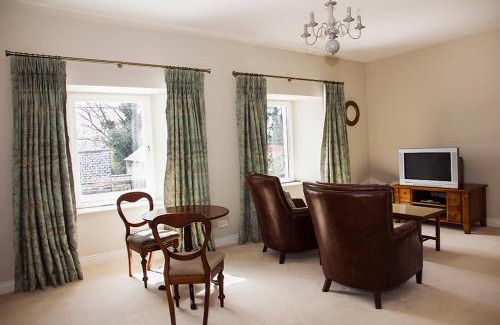 Brittas Bay Bed & Breakfast | Ballinclea House Bed and Breakfast