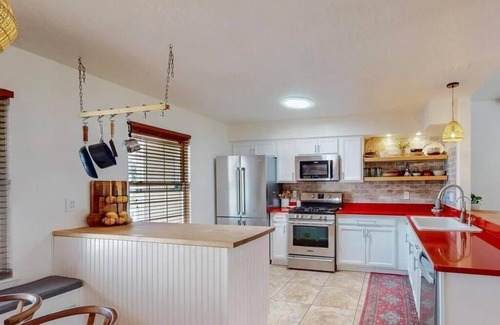 Paradise Hills Civic House | Balloon Fiesta Week just became available. Next to Golf Course Open Concept