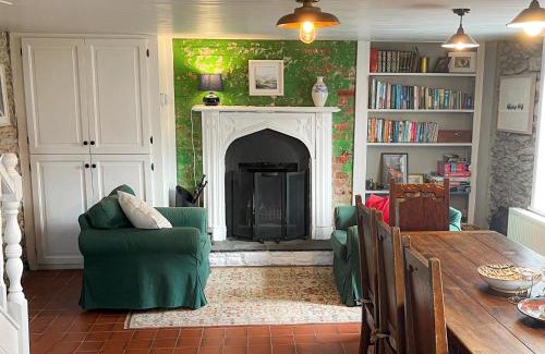 Bothar Bui House | Ballylusky Holiday Home by Trident Holiday Homes