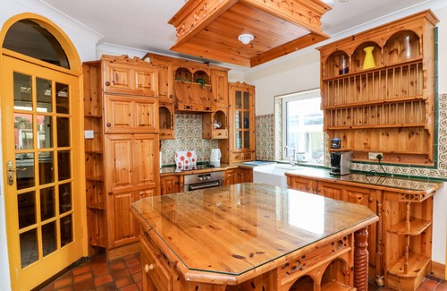 Lady's Island Cottage | BALLYSHEEN HOUSE, pet friendly in Rosslare Harbour, County Wexford