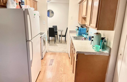 Woodlawn Apartment | Baltimore 1 bedroom apartment close to all major sites, business & destinations
