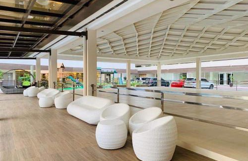 Mandaue Apartment | Bamboo Bay Condominium near UC Med & Chong Hua Hospital, CDU School, SM Mall, Ayala Mall and IT Park - studio condo unit