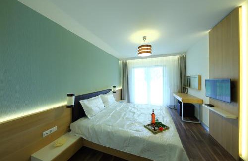 Velence Apartment | Bamboo Garden & Wellness
