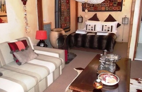 Hunter's Home House | Bamboo, The Guest House