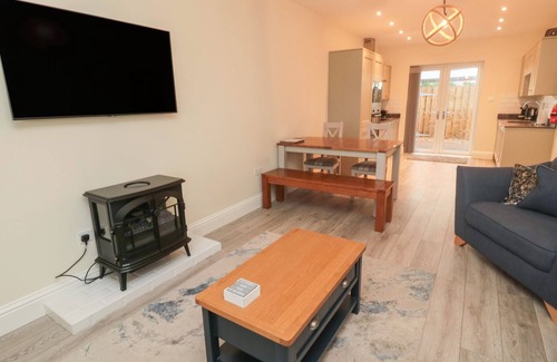 Bamburgh House | BAMBURGH DUNES, pet friendly, country holiday cottage in Seahouses