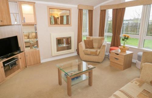 Brynteg House | Banadlen Lodge