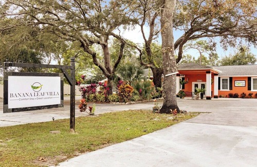 Orlovista Villa | Banana Leaf Villa- Book your gathering today!