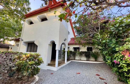 Watamu House | Banana Villas