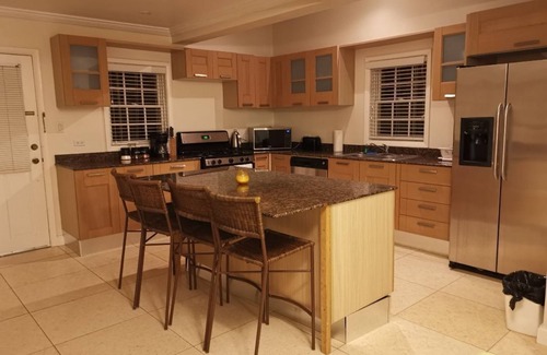 Jessups Village Villa | BANANAQUIT HOUSE -VILLA 1D -2BRD - Nelson Spring