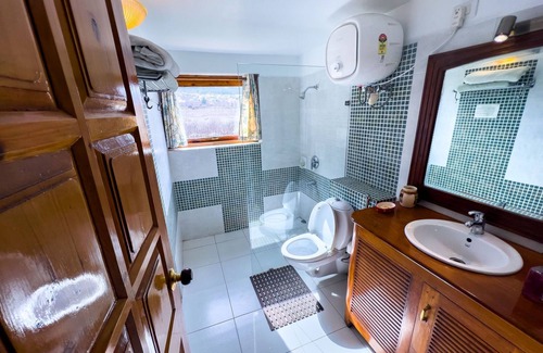 Batseri Hotel | Banjara Camp and Retreat Sangla