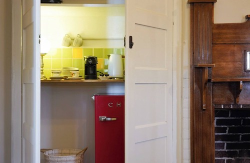 Mount Barker House | BANKsia Accommodation