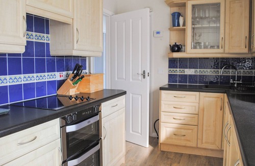 Hope-Cove Cottage | BANKSIDE, pet friendly, country holiday cottage in Hope Cove
