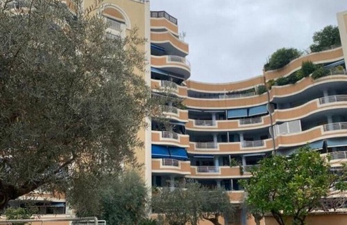 Zona IV Casal Boccone Apartment | Banksy Apartment