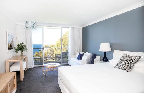 Mollymook Beach Hotel | Bannisters by the Sea Mollymook