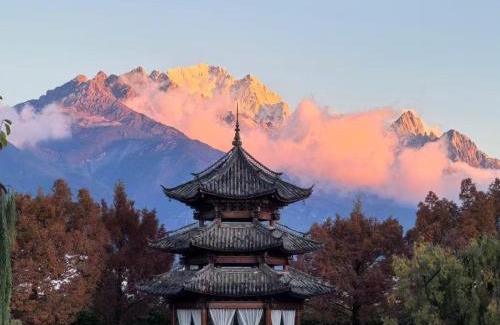 Shuhe Old Town Resort | Banyan Tree Lijiang