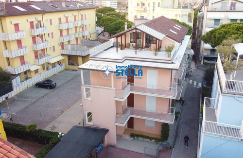 Jesolo Apartment | Baraziol /[park + beach place]