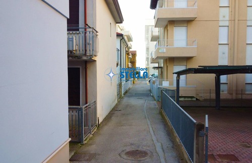 Jesolo Apartment | Baraziol /[park + beach place]