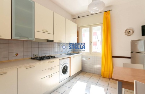 Jesolo Apartment | Baraziol /[park + beach place]