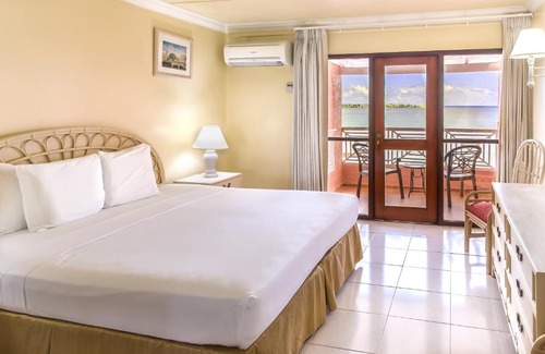 Maxwell Resort | Barbados Beach Club Resort - All Inclusive