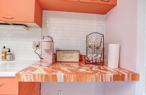 Bellefonte Apartment | Barbie Dream Apartment 11 miles from PSU