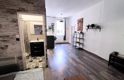 Les Chutes Lavie Apartment | Barbier - T1 pour Séjour Pratique à Marseille