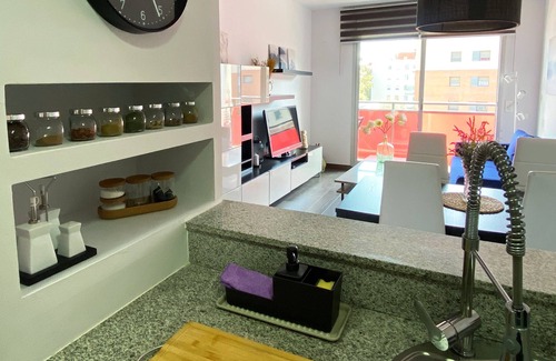 Poblenou Apartment | Barcelona Beach Breeze