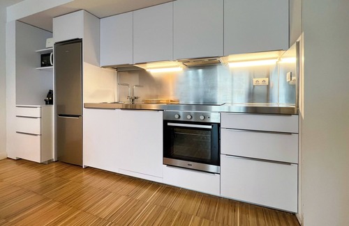 Diagonal Mar i el Front Maritim del Poblenou Apartment | Barcelona Beach | Sunny Apt | Rooftop Terrace